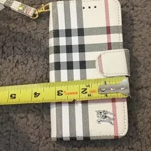 ＊BURBERRY＊ LEATHER PHONE CASE 関税/送料込 Burberry Cell Phone Cases − Sale: up to −89% | Stylight